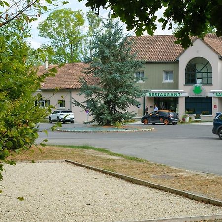 Logis Hotel - Restaurant Le Tulipier Vienne-le-Château Екстериор снимка